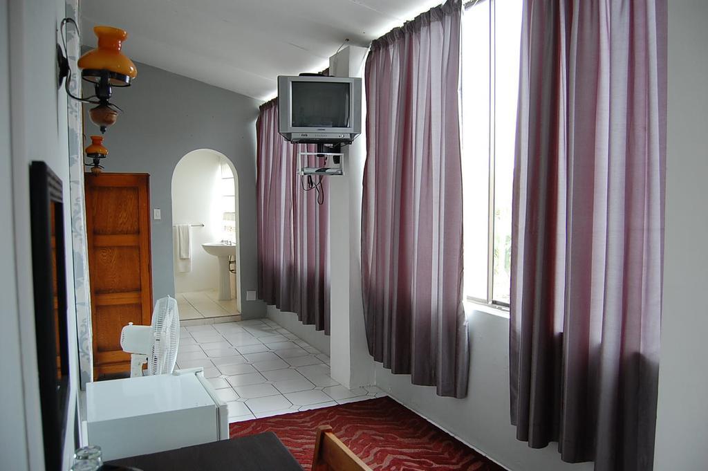 Glencoe Guest House คิงวิลเลียมส์ทาวน์ ภายนอก รูปภาพ